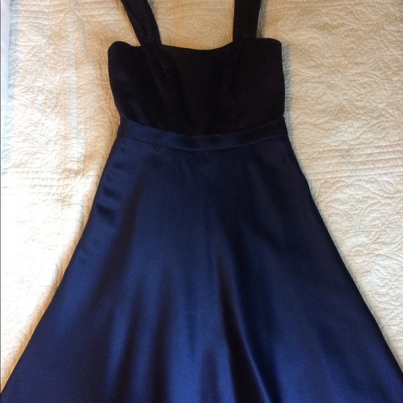 David’s Bridal blue flare dress size 2 - Picture 3 of 3